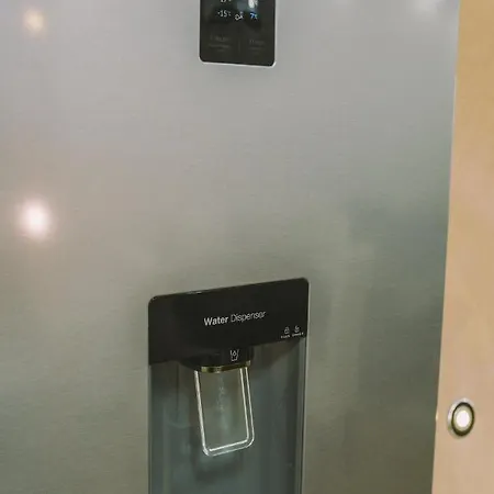 Willa Mona Hill Topola